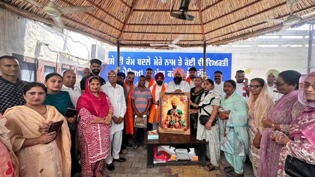 Moranwali Panchayat congratulates Deputy Speaker S Jai Krishan Singh Rouri on AAPs grand victory in Garhshankar Municipal Council elections